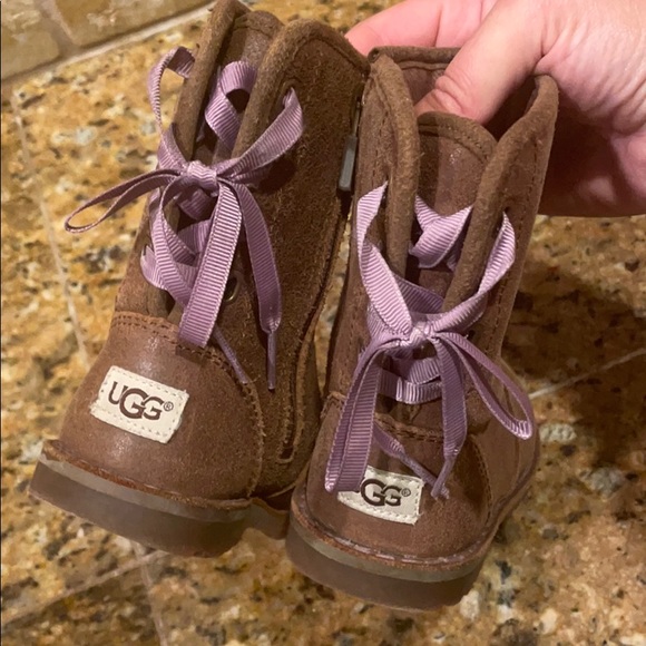 UGG Corene Boot - Picture 2 of 5